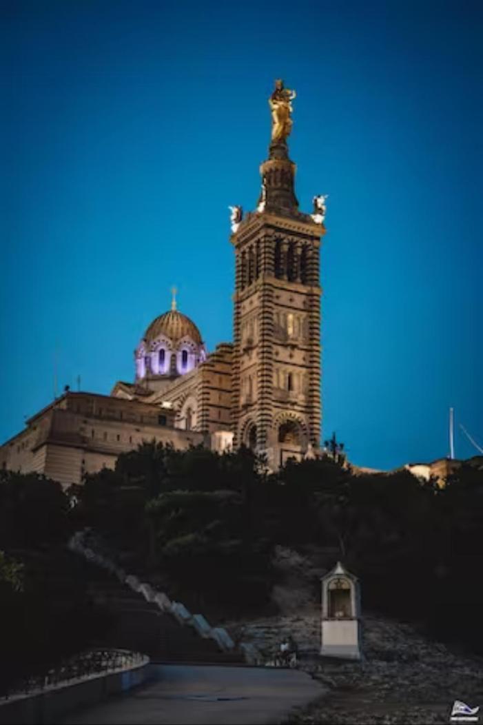 Vue Mer Le Panoramique Vieux-Port De Marsiglia Esterno foto